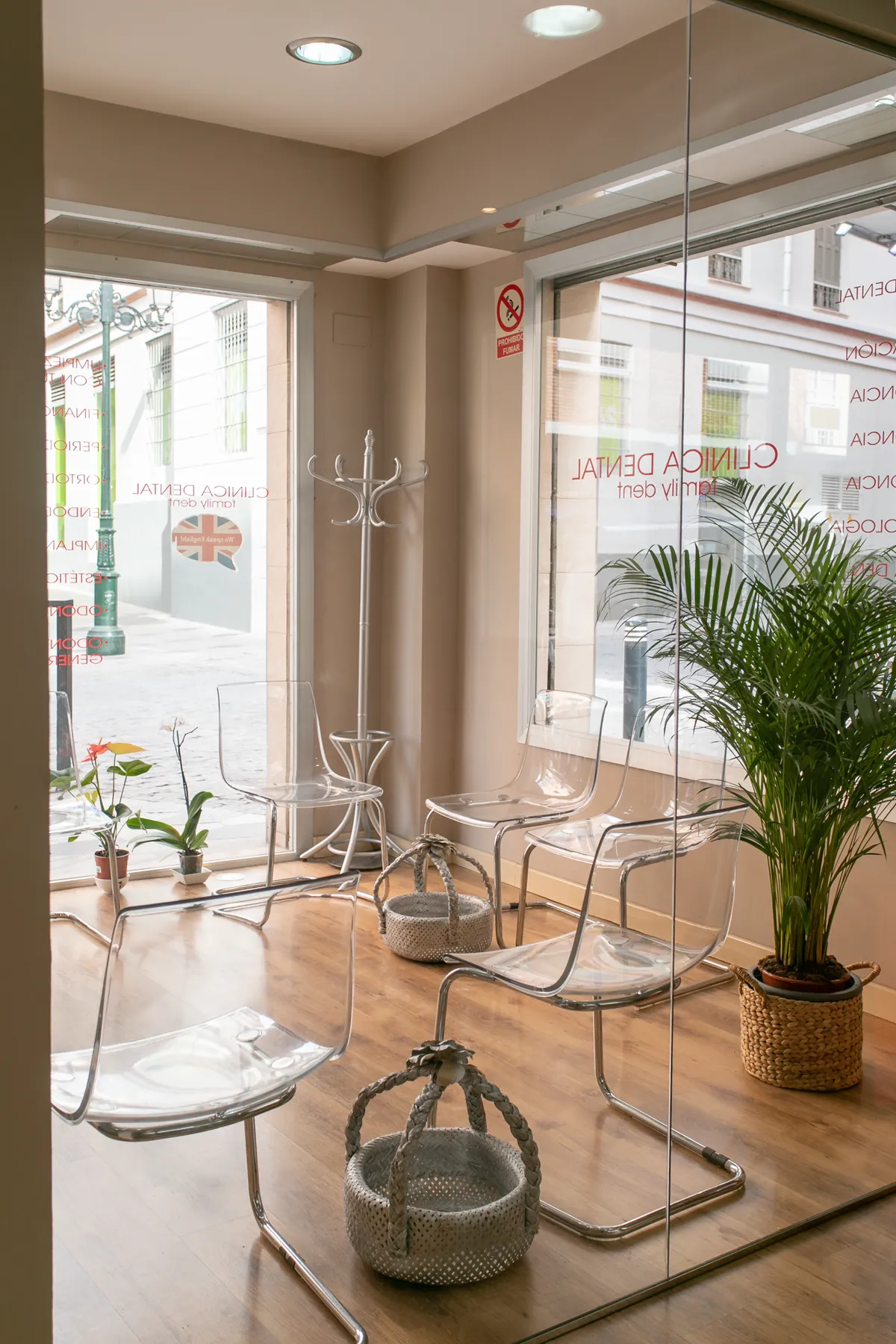 Clínica dental Family Dent Málaga – dentista de confianza